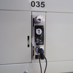 Yonhoo - Equipamiento Comercial | Taquilla con Cerradura Digital (Azul) | Ref. 69082