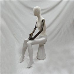 Yonhoo - Equipamiento Comercial | Maniquí Mujer Sentada | Ref. MA154221