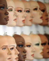 OTROS MANIQUÍES